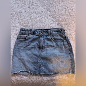 Light blue denim skirt 🤍